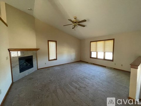 931 W Monroe Ave 3 Beds Apartment for Rent
