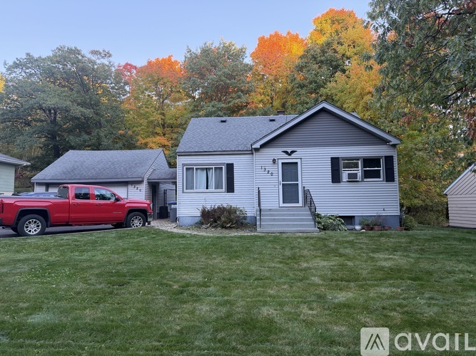 1320 Brainerd Ave 4 Beds Single Family Home for Rent - Photo gallery 1