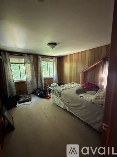 1320 Brainerd Ave 4 Beds Apartment for Rent