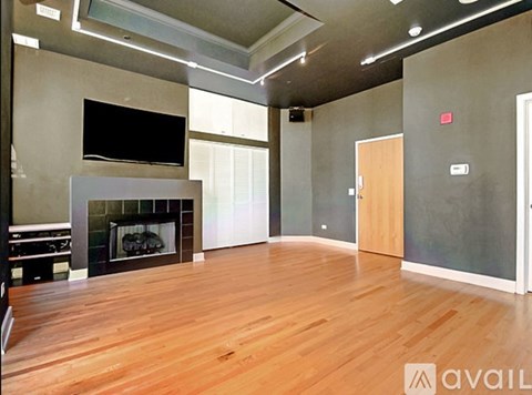 208 West Washington Street 1 Apartment for Rent