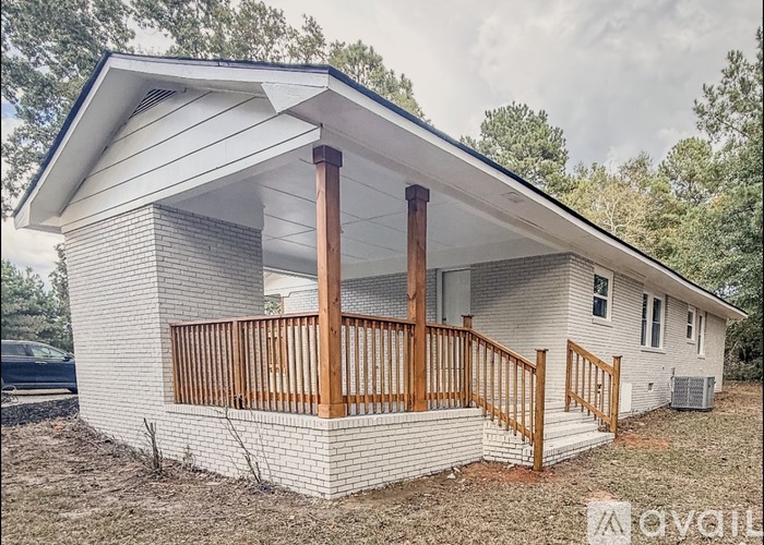 1461 Rolling Hill Road 3 Beds Single Family Home for Rent - Photo gallery 3