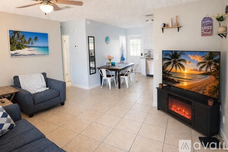 4971 Yacht Harbor Dr 2 Beds Apartment for Rent - Photo gallery 2