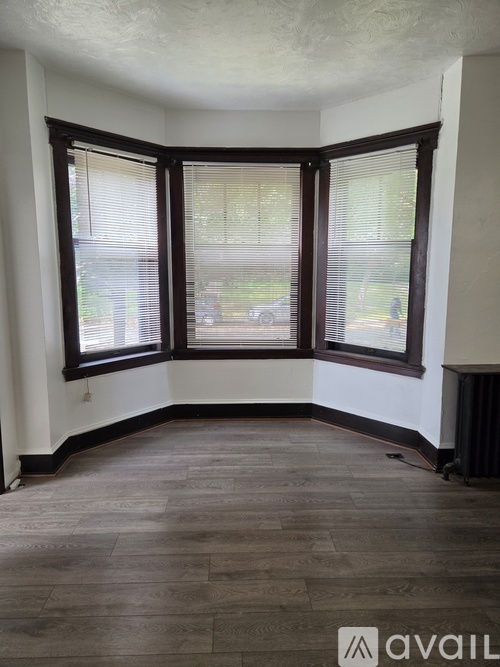 648 Winthrop Street 1 Apartment for Rent - Photo gallery 2