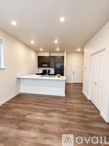 1741 S 14Th St W 1 Apartment for Rent