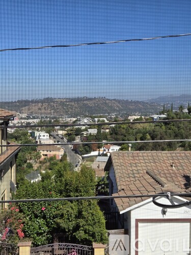 2622 North Thomas Street 3 Beds Single Family Home for Rent - Photo gallery 3