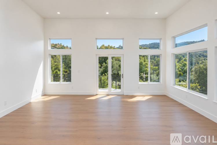 130 Arbor View Lane 4 Beds Single Family Home for Rent - Photo gallery 4