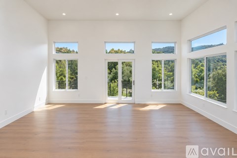 130 Arbor View Lane 4 Beds Apartment for Rent