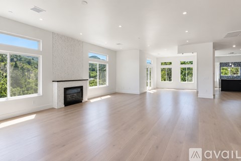 130 Arbor View Lane 4 Beds Apartment for Rent