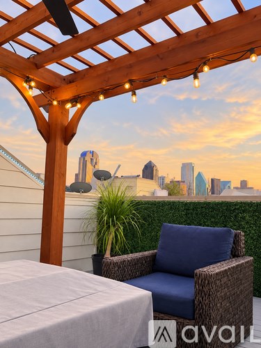 2331 Clark Street 2 Beds Apartment for Rent
