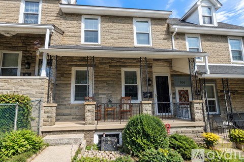 106 Josephine Avenue 3 Beds Apartment for Rent