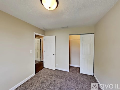 22530 Lakeshore Dr 4 Beds Apartment for Rent