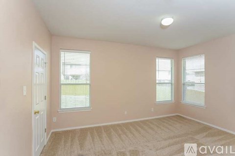 820 Centerwood Ct 4 Beds Apartment for Rent