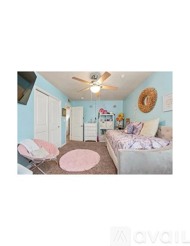 1106 West Indianapolis Avenue 4 Beds Apartment for Rent