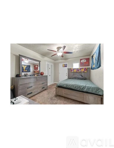 1106 West Indianapolis Avenue 4 Beds Apartment for Rent