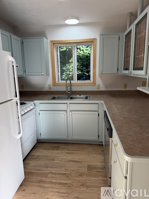20761 White Oak Dr 3 Beds Single Family Home for Rent - Photo gallery 2