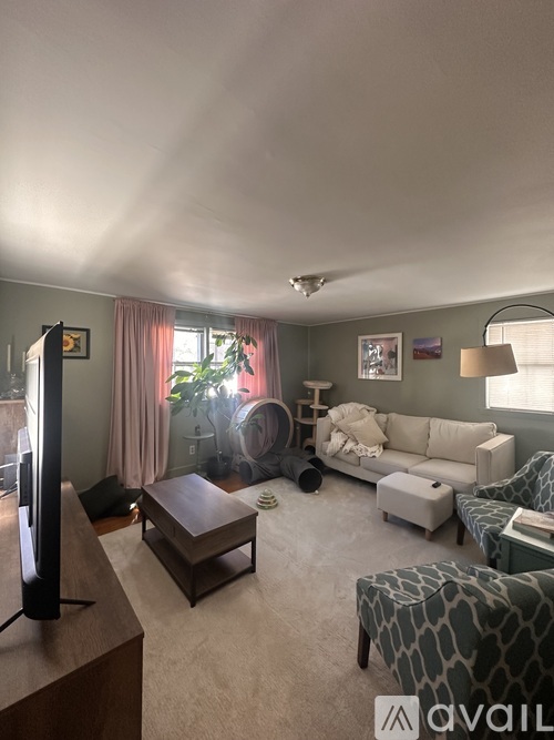 24 School Street 2 Beds Single Family Home for Rent - Photo gallery 1
