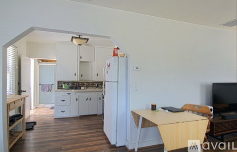 2209 Elden Ave 1 Apartment for Rent