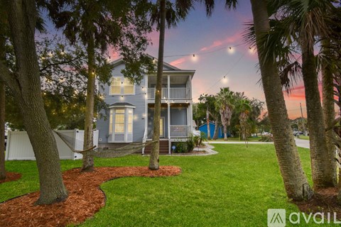 195 Cabeza St 3 Beds Apartment for Rent