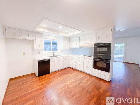 6802 Havenhurst Dr 3 Beds Apartment for Rent