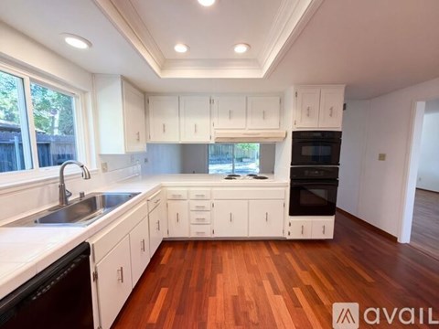6802 Havenhurst Dr 3 Beds Apartment for Rent