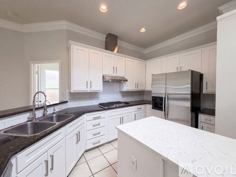 8704 Stonecrest Dr 3 Beds Apartment for Rent