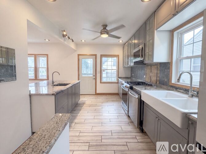 618 N 4th Ave 3 Beds Single Family Home for Rent - Photo gallery 4
