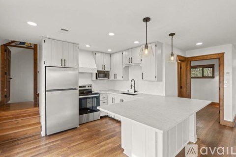 1850 Camino Alto 3 Beds Apartment for Rent
