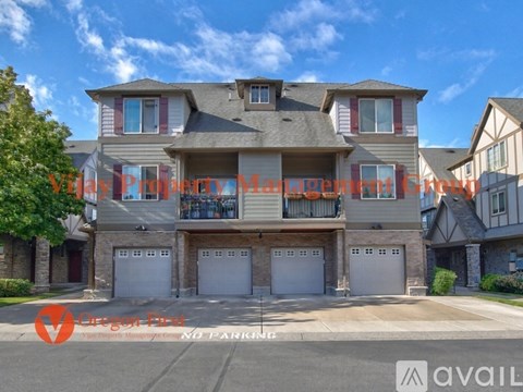 7954 NE Miriam Way 3 Beds Apartment for Rent