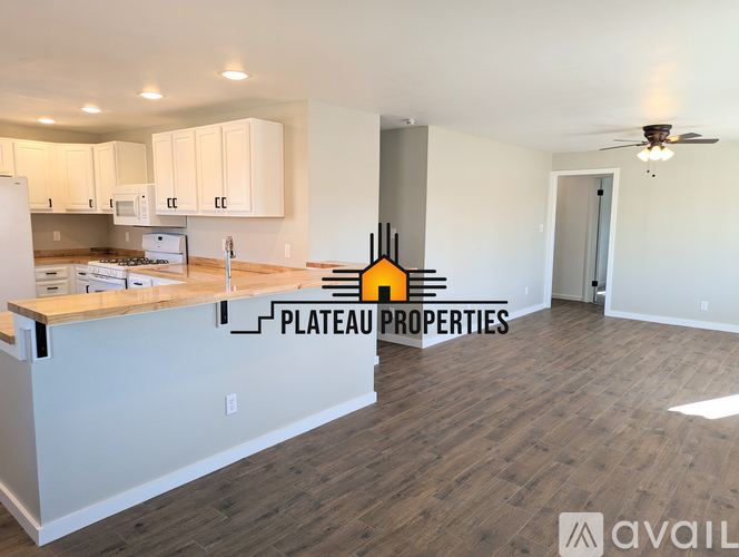 708 Mc Cormick School Rd 3 Beds Single Family Home for Rent - Photo gallery 3