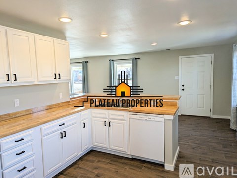 708 Mc Cormick School Rd 3 Beds Apartment for Rent