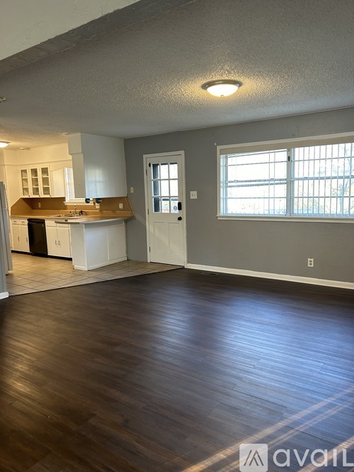 1921 Osage Dr 3 Beds Single Family Home for Rent - Photo gallery 2