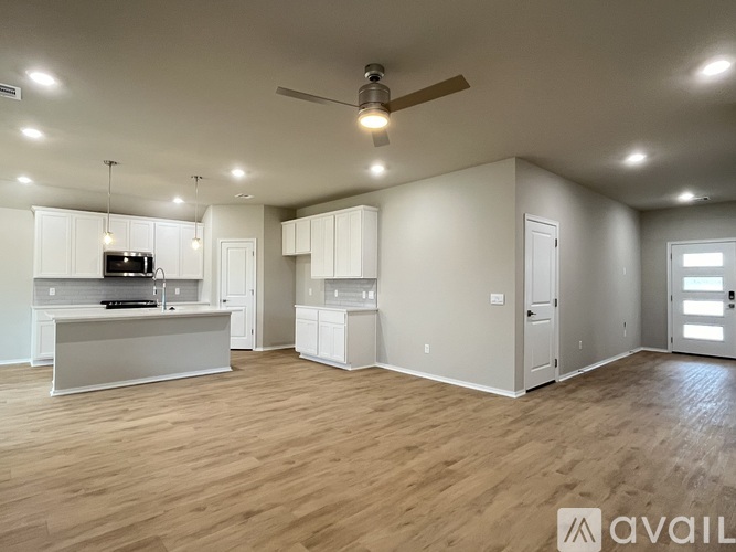 South 72nd Place 4 Beds Single Family Home for Rent - Photo gallery 5