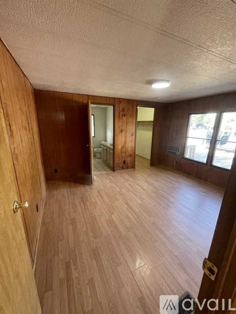 488 Mountain Shadows Road 2 Beds Apartment for Rent
