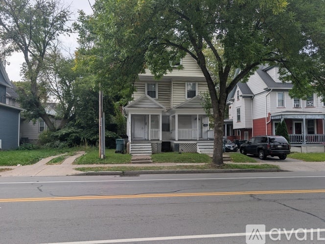 673-675 Dewey Avenue 2 Beds Apartment for Rent - Photo gallery 1