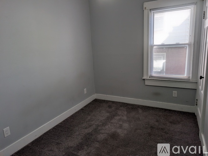 673-675 Dewey Avenue 2 Beds Apartment for Rent - Photo gallery 5