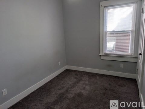 673-675 Dewey Avenue 2 Beds Apartment for Rent