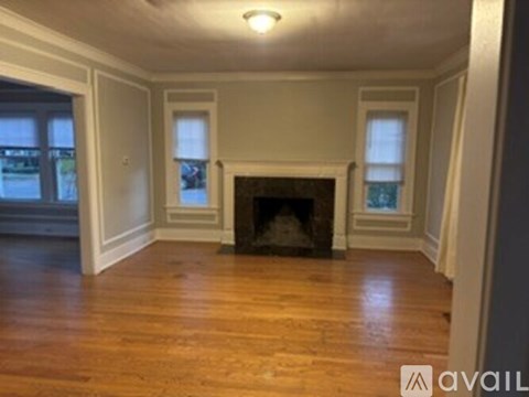 614 Greenwood Avenue Southeast 3 Beds Apartment for Rent