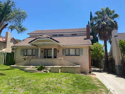 1442 N. Pacific Ave. 4 Beds Apartment for Rent