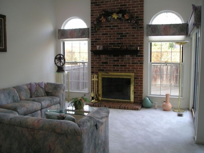 84 Whitman Drive 2 Beds Townhouse for Rent - Photo gallery 4