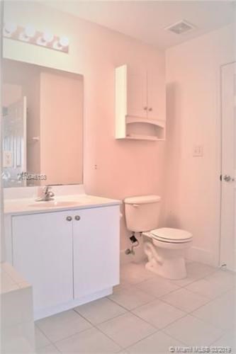 1115 Main St 1 Apartment for Rent