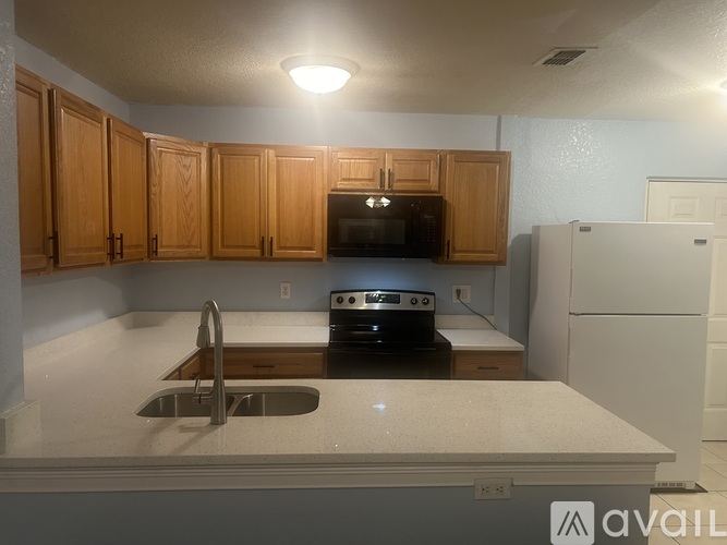220 Columbia Drive 1 Condo for Rent - Photo gallery 5