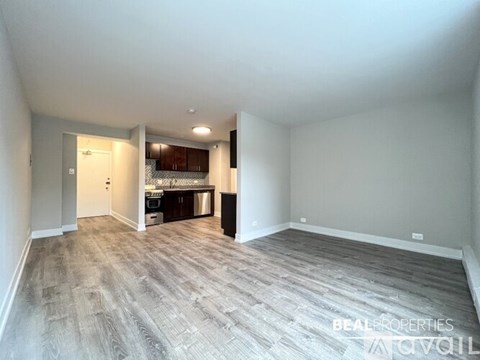 445 W Wellington Ave 1 Apartment for Rent