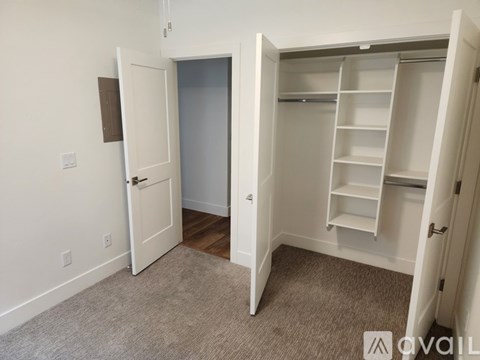 435 Stone Mountain Drive 3 Beds Apartment for Rent