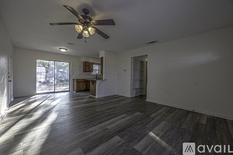 530 North Main Street 3 Beds Apartment for Rent