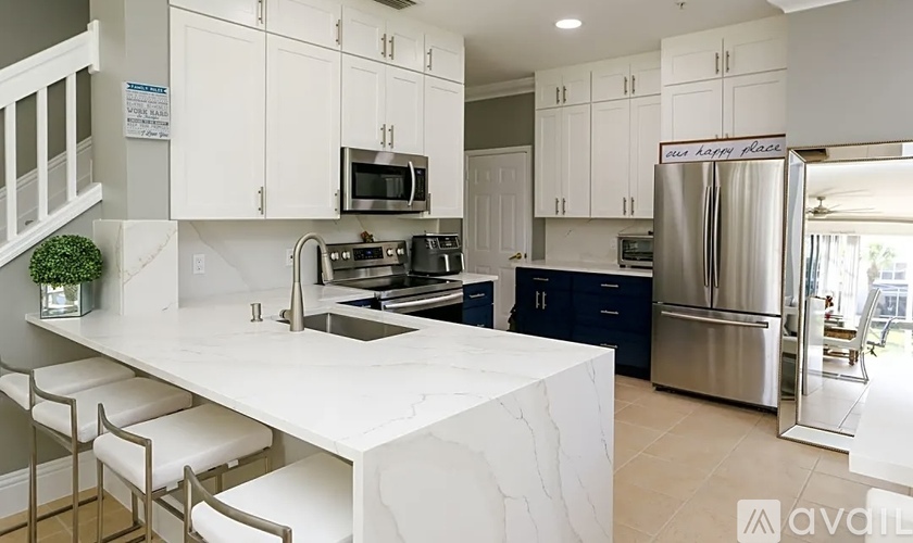 875 Hampton Cir 3 Beds Townhouse for Rent - Photo gallery 1