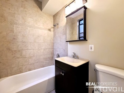 3519 N Racine Ave 2 Beds Apartment for Rent