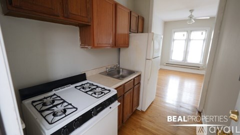 628 W Barry Ave 1 Apartment for Rent