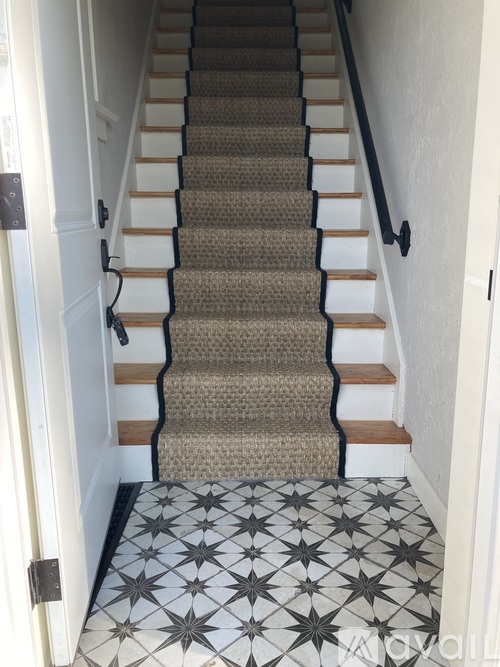 6042 Northwest Boulevard 2 Beds Apartment for Rent - Photo gallery 2
