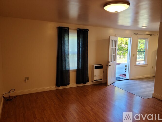 611 Santa Clara Avenue 1 Apartment for Rent - Photo gallery 3