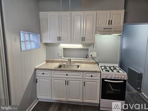 812 Kohn Street 2 Beds Apartment for Rent
